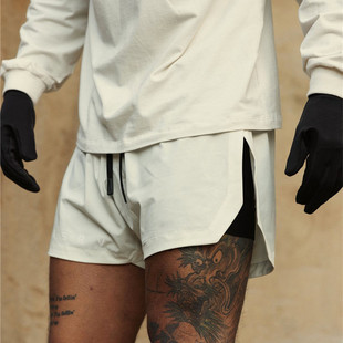 Casual Split Shorts Men 男 Sports 运动双层开叉休闲短裤 Double