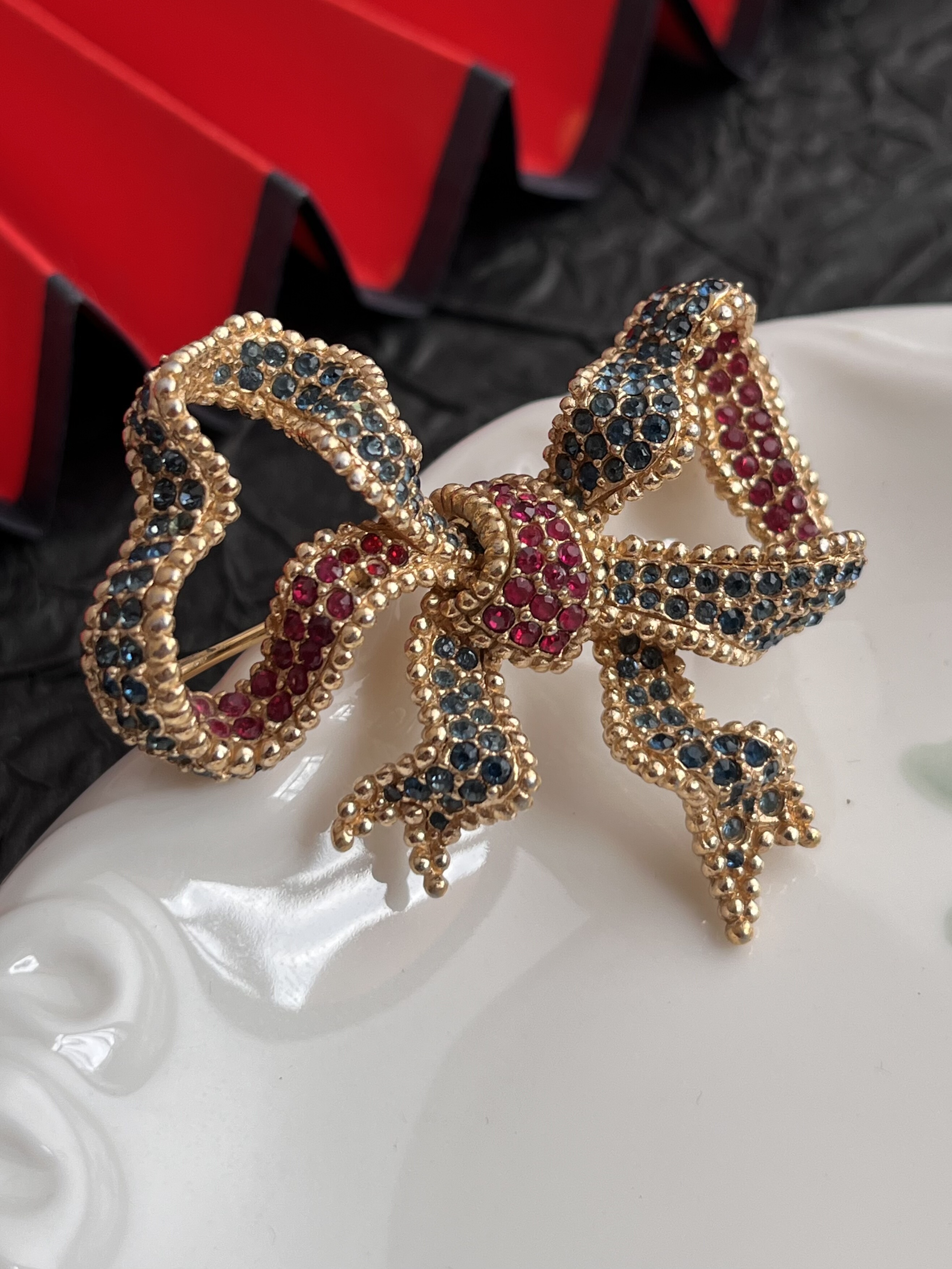 【任四月中古首饰】Ciner莱茵石蝴蝶结胸针 Vintage中古首饰