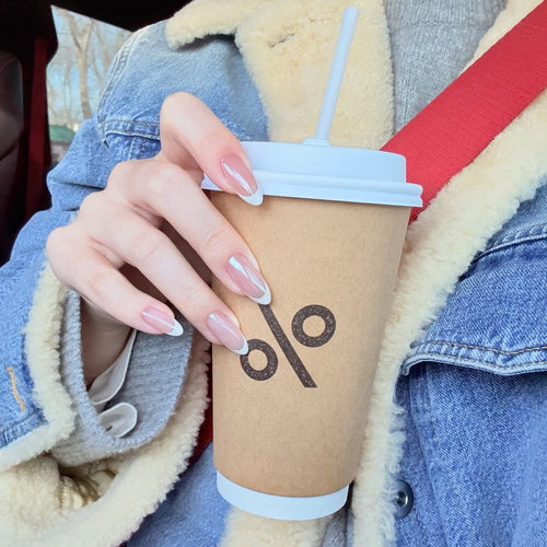 中长款海莉极光粉白色法式穿戴甲