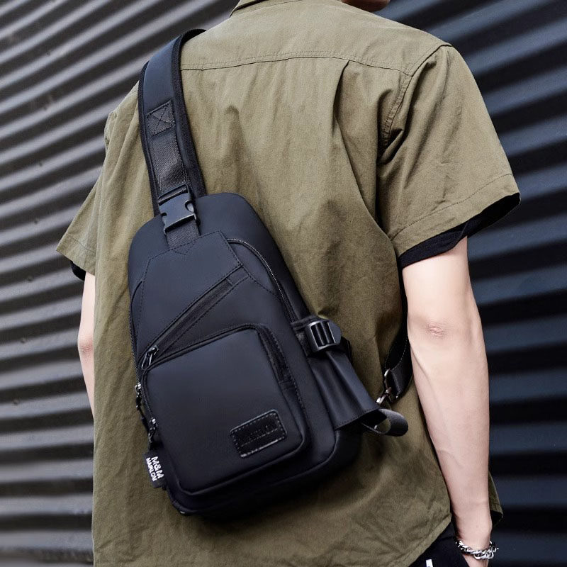 德国胸包男士斜挎包2024新款时尚大容量防水牛津布休闲单肩小背包,箱包皮具/热销女包/男包,男士包袋,淘宝优惠券,粉丝福利购,淘宝优惠卷