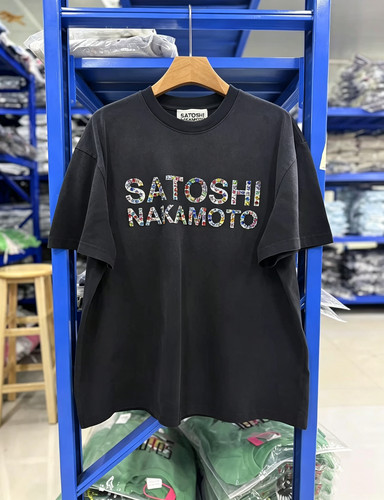 Satoshi Nakamoto 26SS“Studded Logo”水洗做旧短袖   T恤潮牌