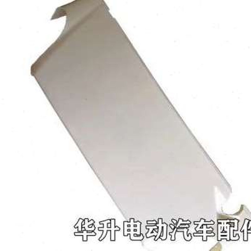 合众鑫辉电动车配件新能k3k8四轮车保险杠灯具玻璃车门s8全车配件