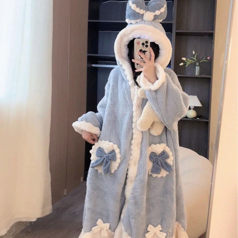 特价！！艾莎公主睡袍女秋冬季珊瑚绒加厚可爱软妹睡衣家居服浴袍