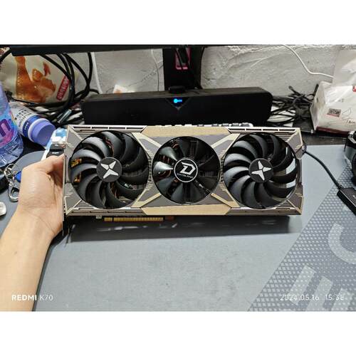 迪兰战神5700XT 8G 已经保养好