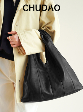 CHUDAO慵懒松弛头层牛皮大容量手提包女垃圾袋三角包单肩斜挎包