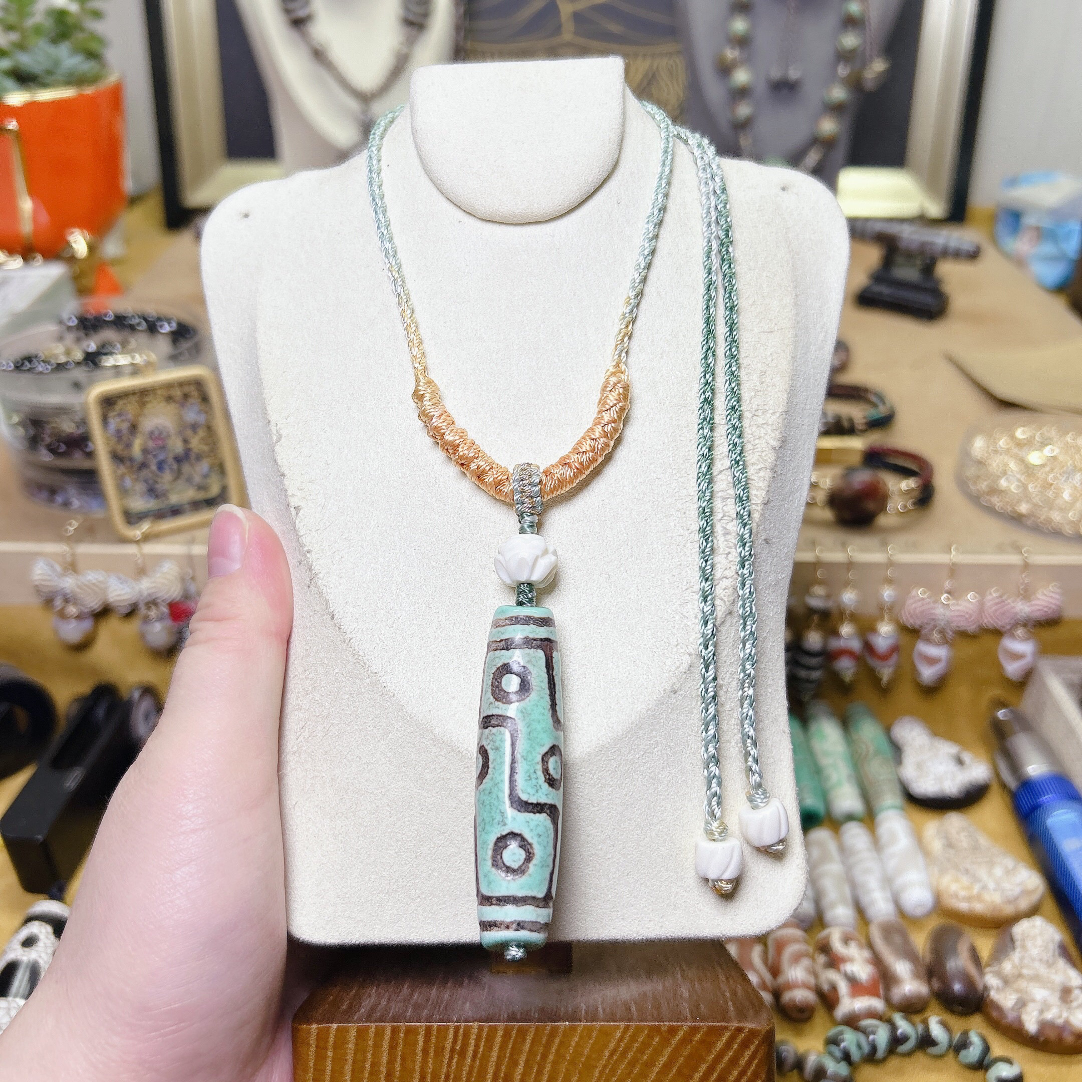 青稞绿色天珠九眼天珠之王精编锁骨项链绳