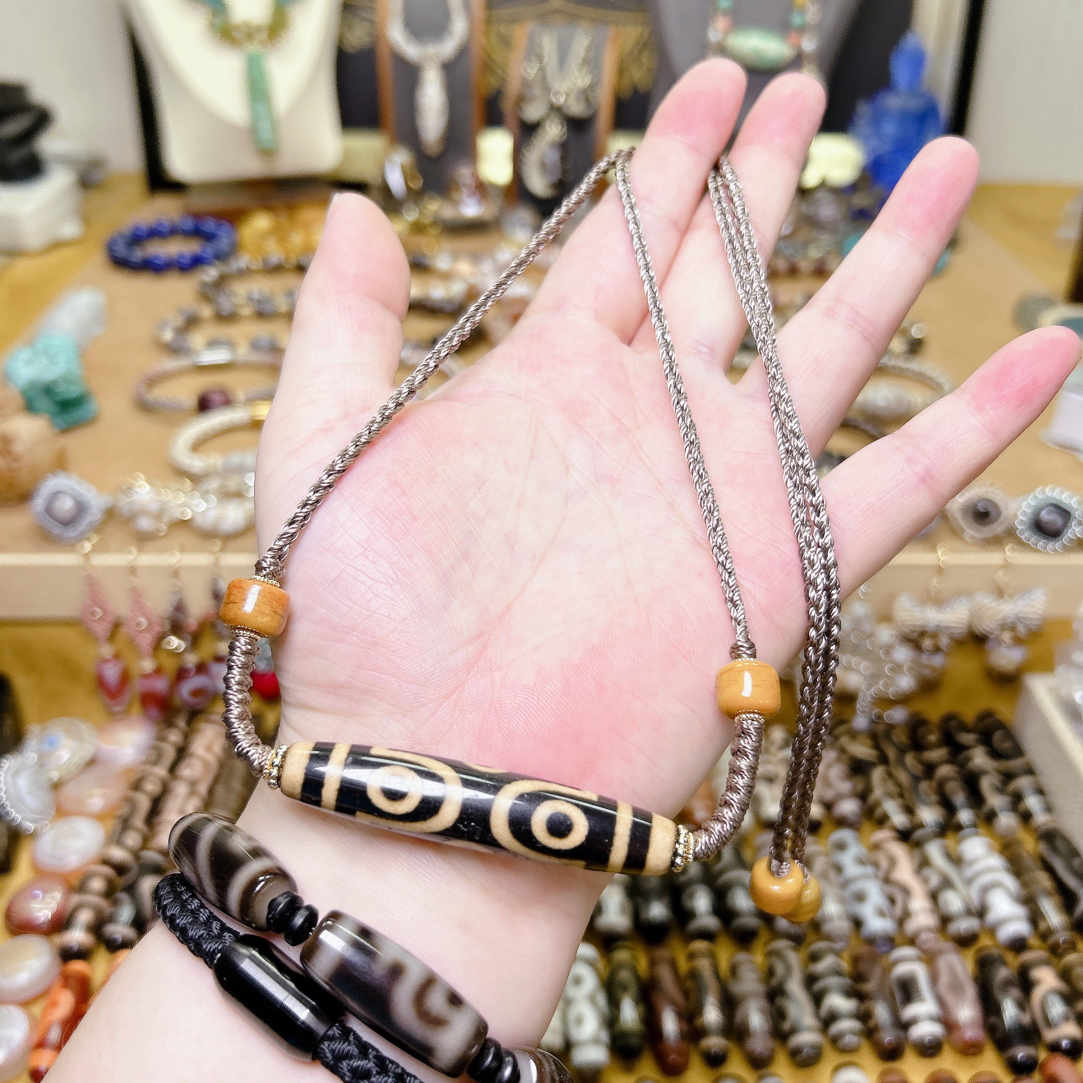 牙黄十字六眼天珠财富健康之珠精编锁骨项链清货福利