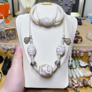 精品天缘纯手工超大白毫天珠宝瓶莲花心水纹双虎牙多宝锁骨项链