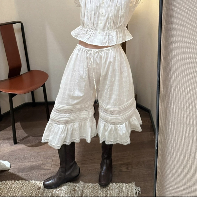 法式小众 2026夏季俏皮女蕾丝镶边喇叭裤松紧腰抽绳舒适中裤
