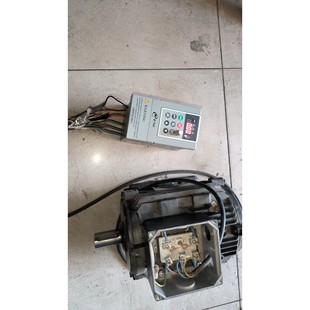 四臺(tái) 變頻器 EDS800 2S0015N 4t0015
