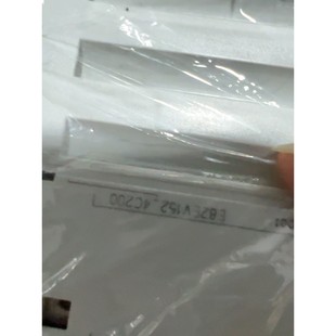 2P全新无 德国Lenze变频器E82EV152_4C200