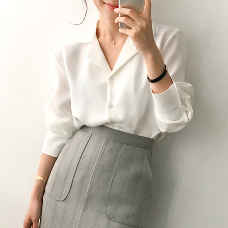 Solid Color Loose V-Neck Casual Shirt纯色宽松翻V领休闲衬衫女