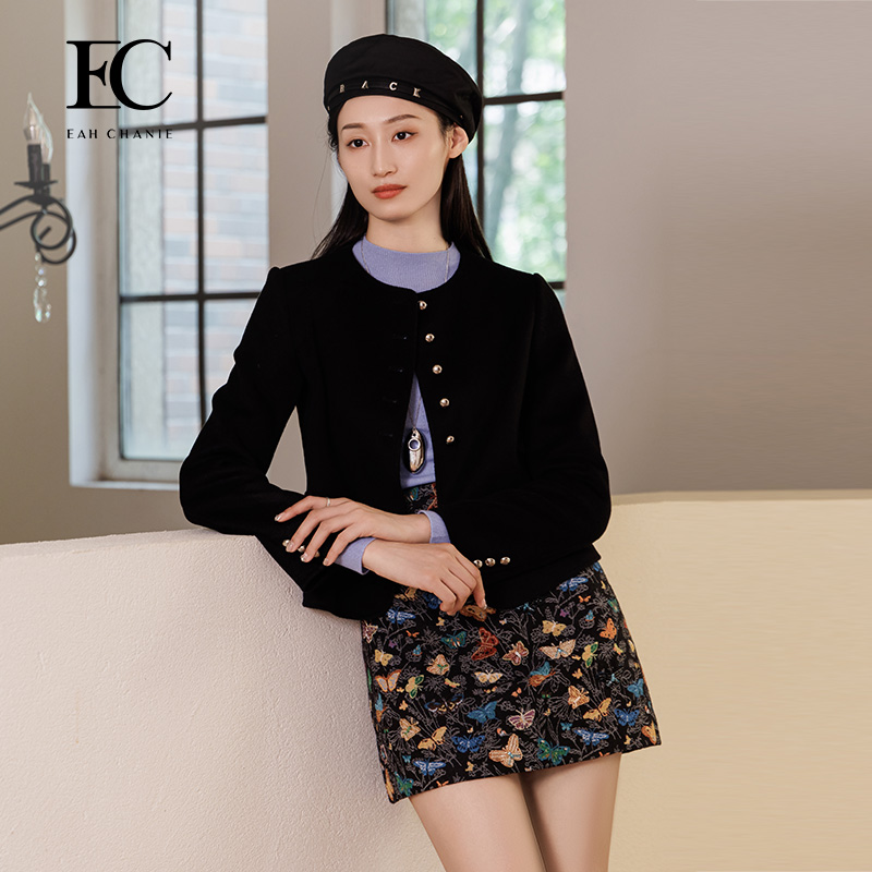 休闲短外套奕辰小香风