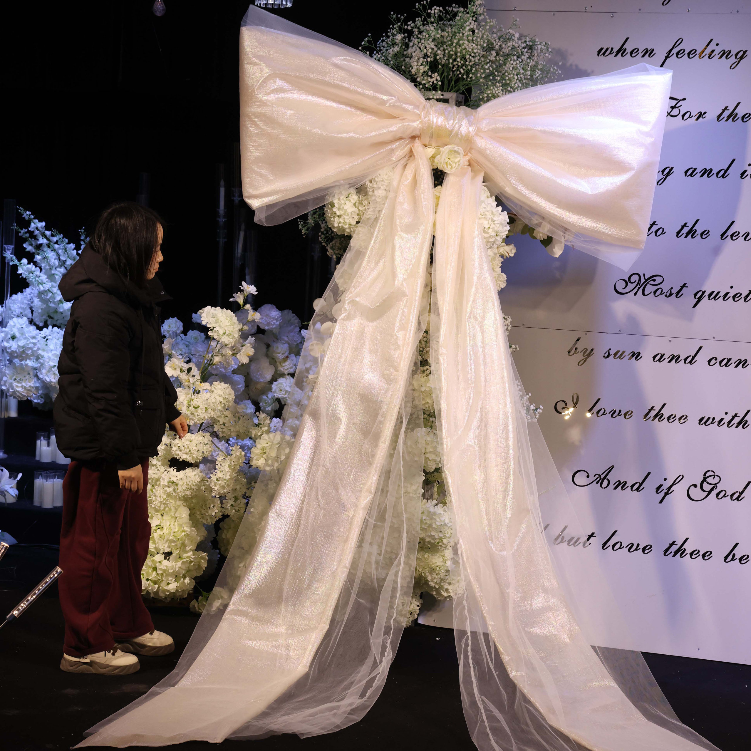 网红巨型超大号粉色蝴蝶结装饰墙上房间卧室生日场景布置结婚婚房