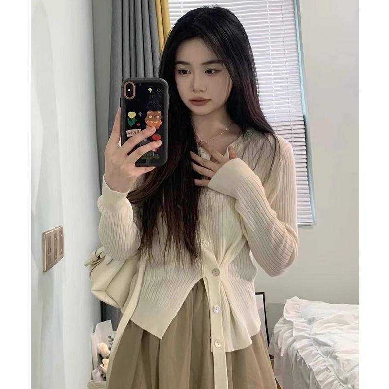 小香风针织开衫毛衣外套女设计感小众修身打底衫法式长袖洋气上衣