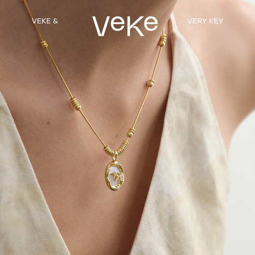 VEKE「烙海」典雅金色项链简约吊坠轻奢女士项链NC17190A