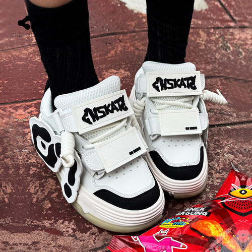 CN面包鞋熊猫魔术贴休闲板鞋女潮