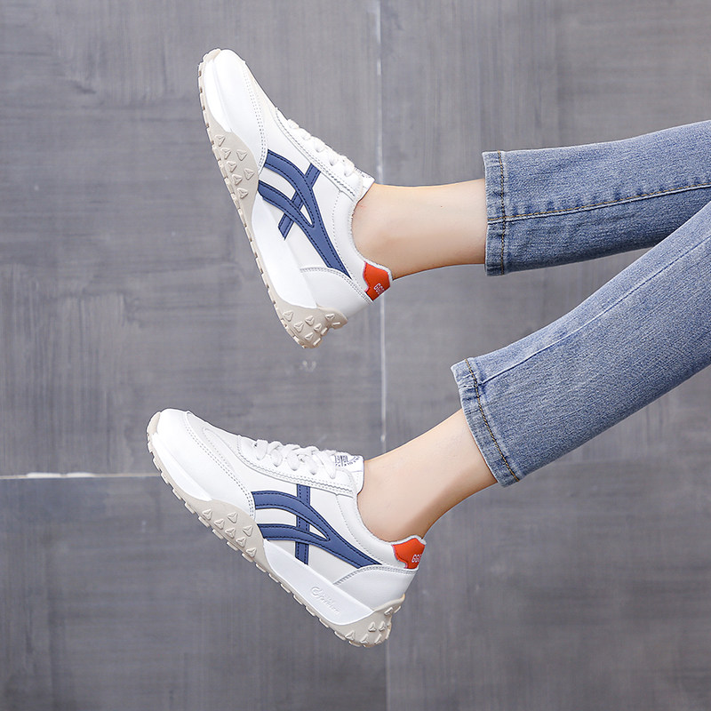 红青蜒超软小白鞋女真皮2023夏季新款平底运动板鞋休闲防滑阿甘鞋