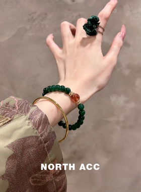 NORTHACC新中式复古墨绿色干青手链女天然红花胶水晶串珠轻奢