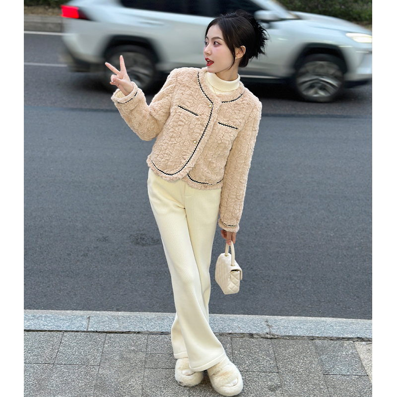 小娜椒小个子短款羽绒服