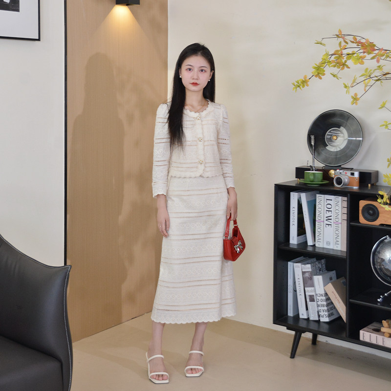 小娜椒小个子设计感时尚套装棉感