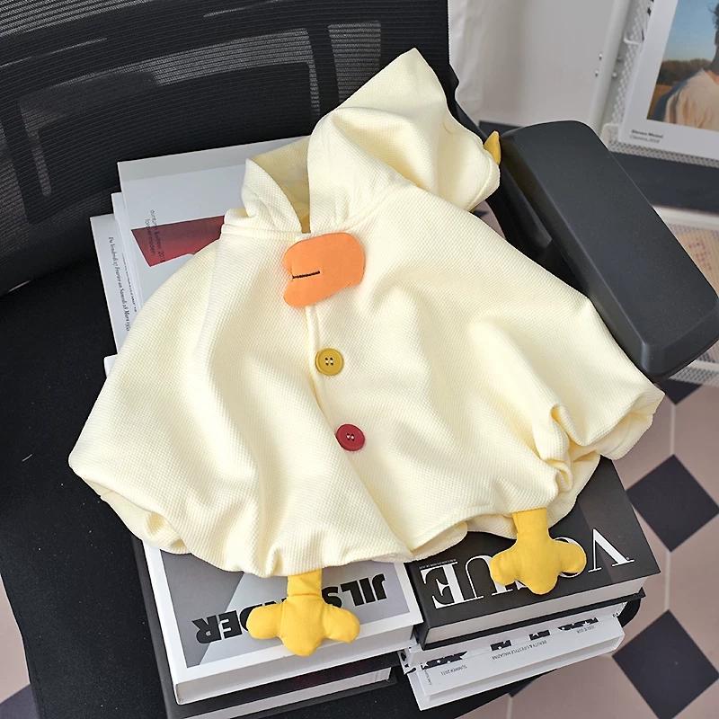 婴儿斗篷2025新款洋气宝宝衣服披风春秋款超萌外出服小鸡披肩外套