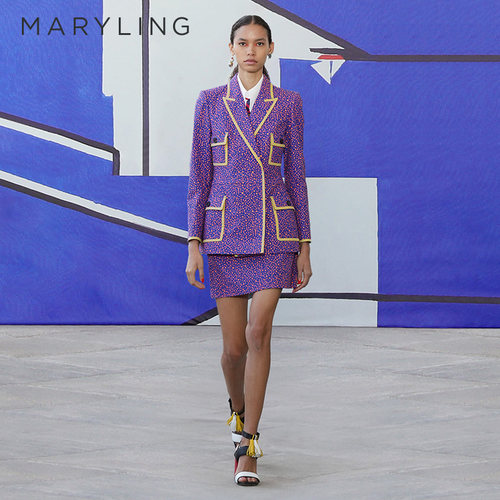 MARYLING高腰A字半身裙