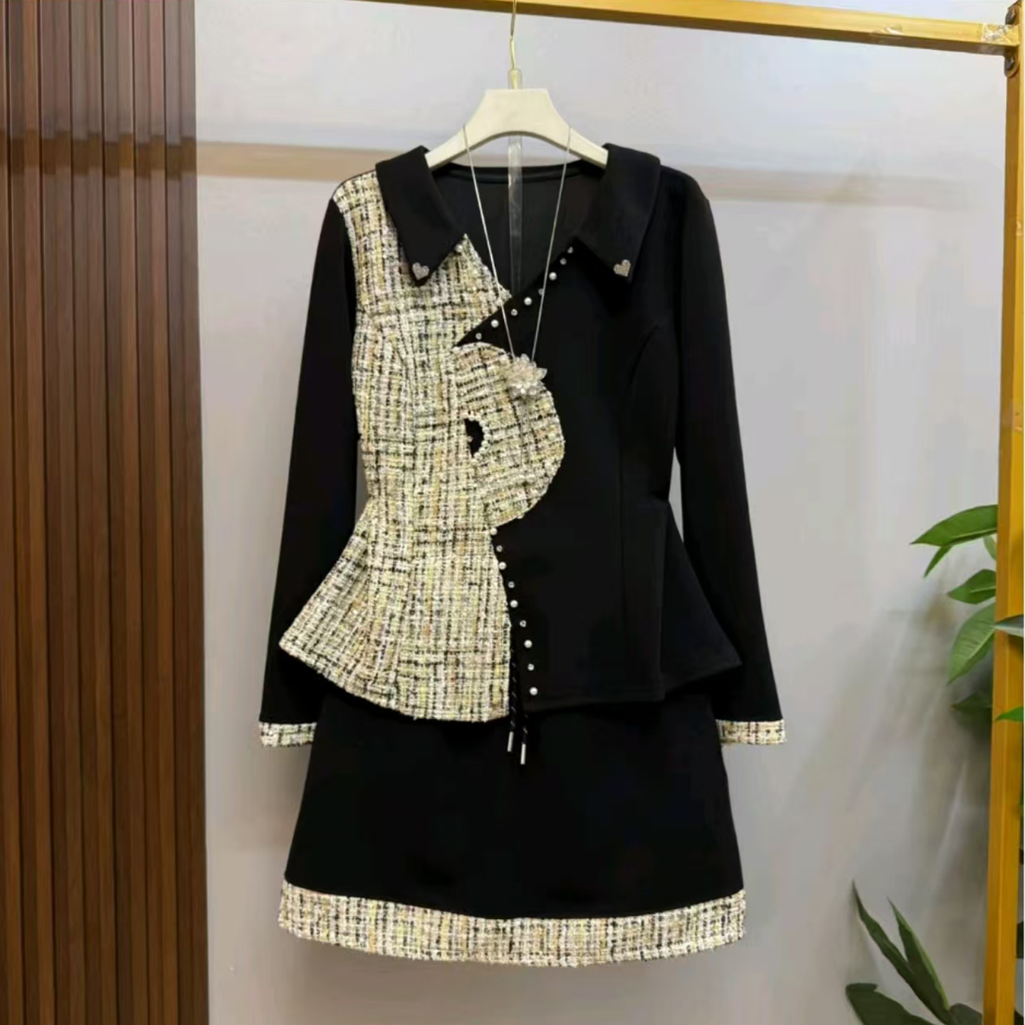 胖妹妹冬季时尚长袖套装遮肉遮肚子半身裙两件套显瘦轻奢拼接宽松