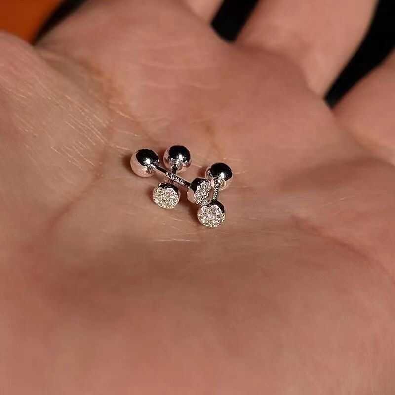 圆形超闪耳骨钉925纯银针