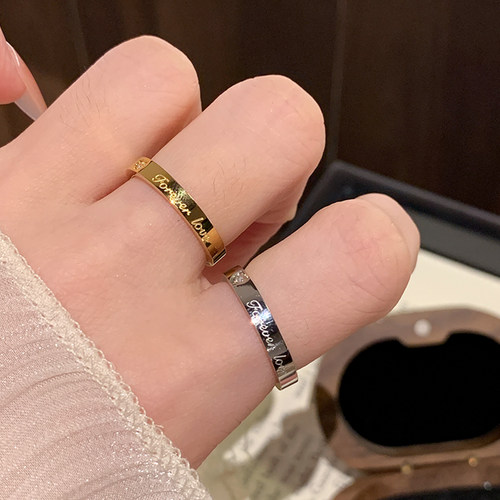 英文爱心素圈戒指镶钻钛钢戒指