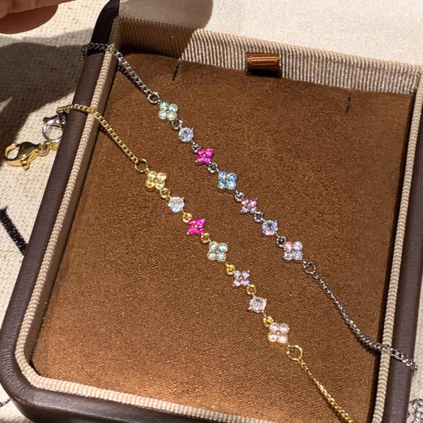多巴胺彩钻四叶草手链