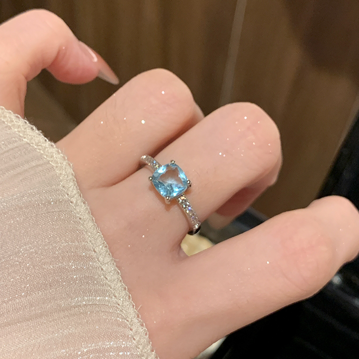 冰透蓝钻方糖戒指女款
