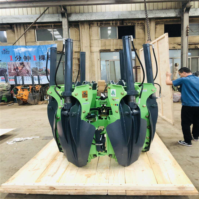 园林苗木移树机 C80四瓣刀铲式滑移挖树机 常青白蜡香樟树挖根机