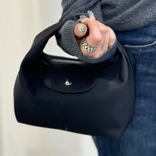 百搭单肩斜挎包休闲腋下包 单肩斜挎手提包手提包时尚 CHIC VEN新款