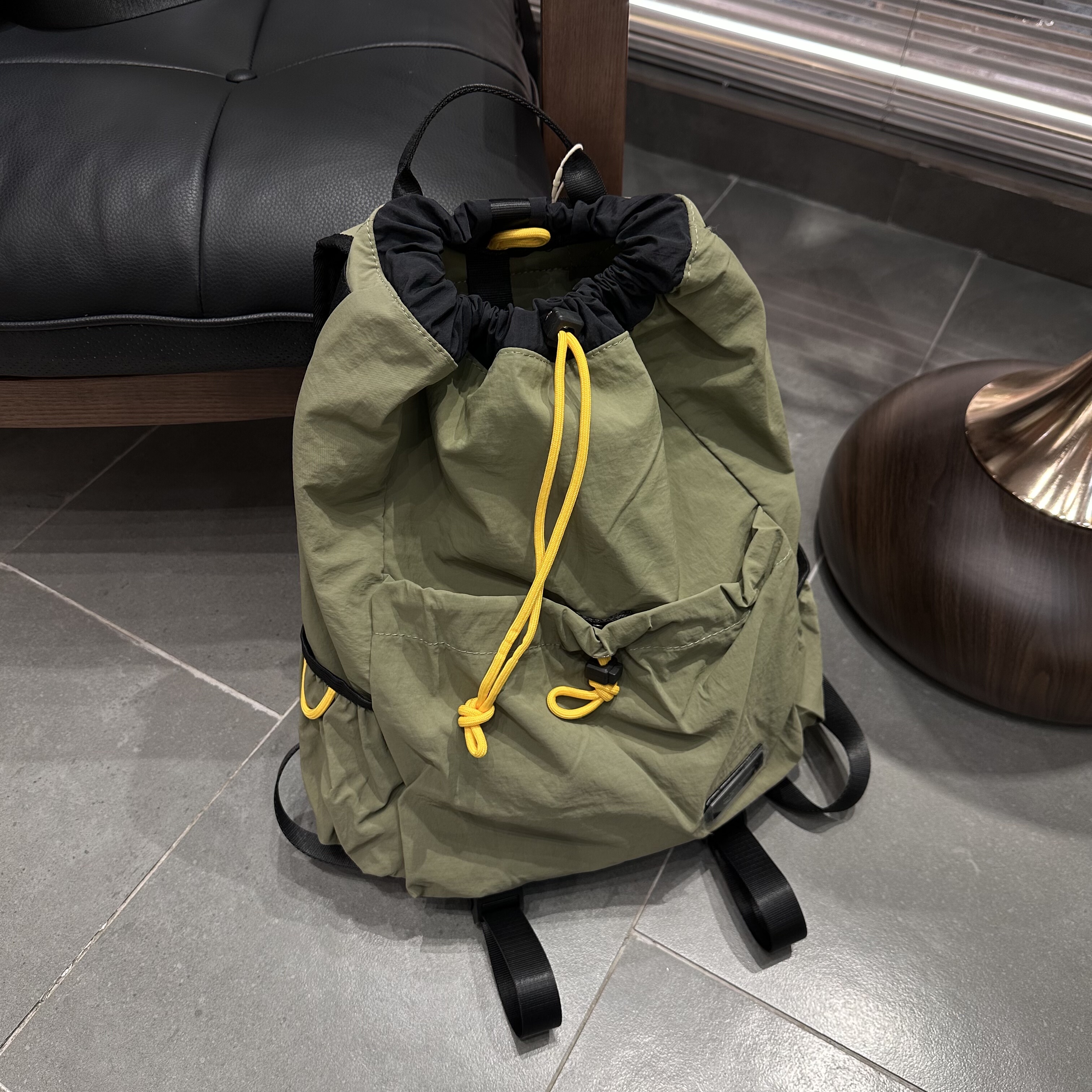 2026新款休闲双肩背包电脑包学生书包大容量超轻便旅行包