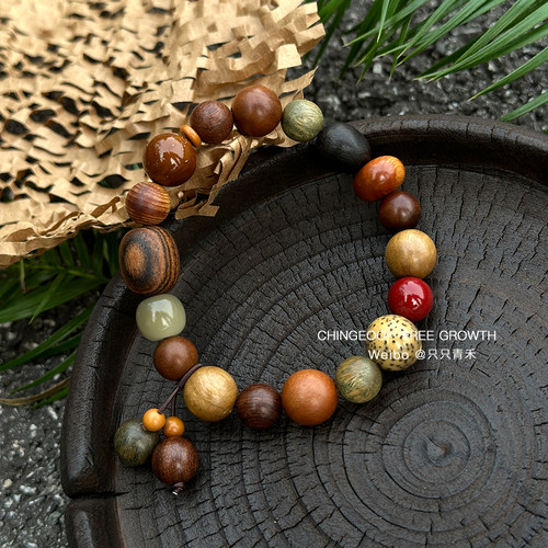 只只青禾原创设计檀木手串
