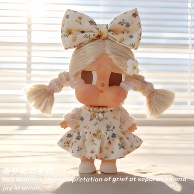 泡泡玛特哭娃度假系列娃衣crybaby vacation搪胶毛绒挂件衣服裙子