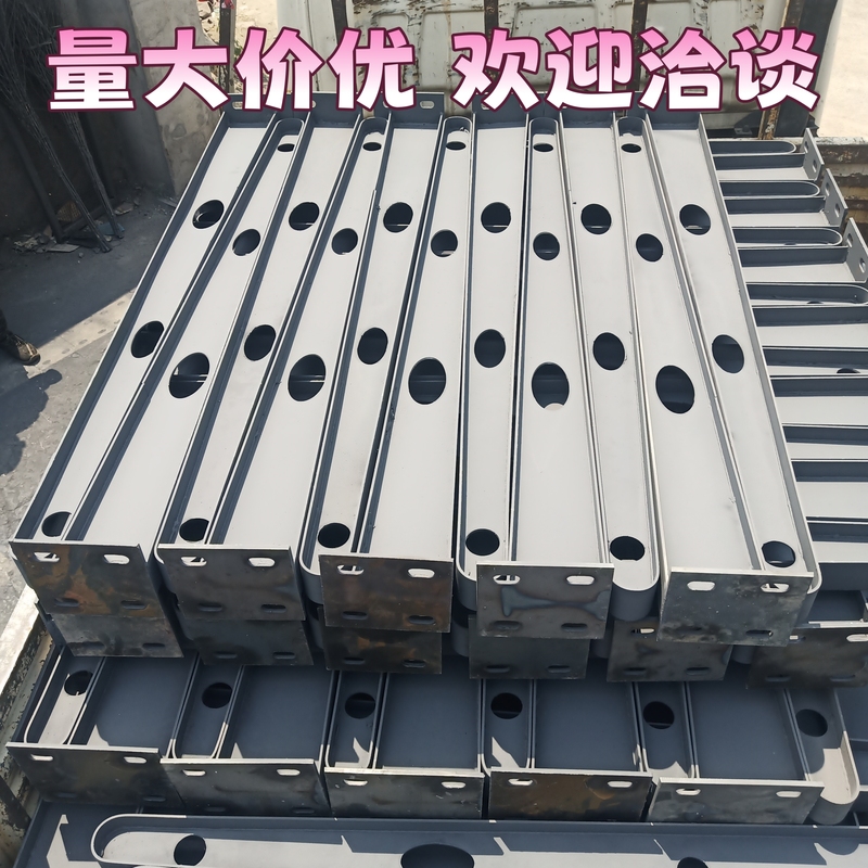 可定制雨棚钢梁牛腿支架玻璃雨棚配件碳钢和304材质H型钢结构现货