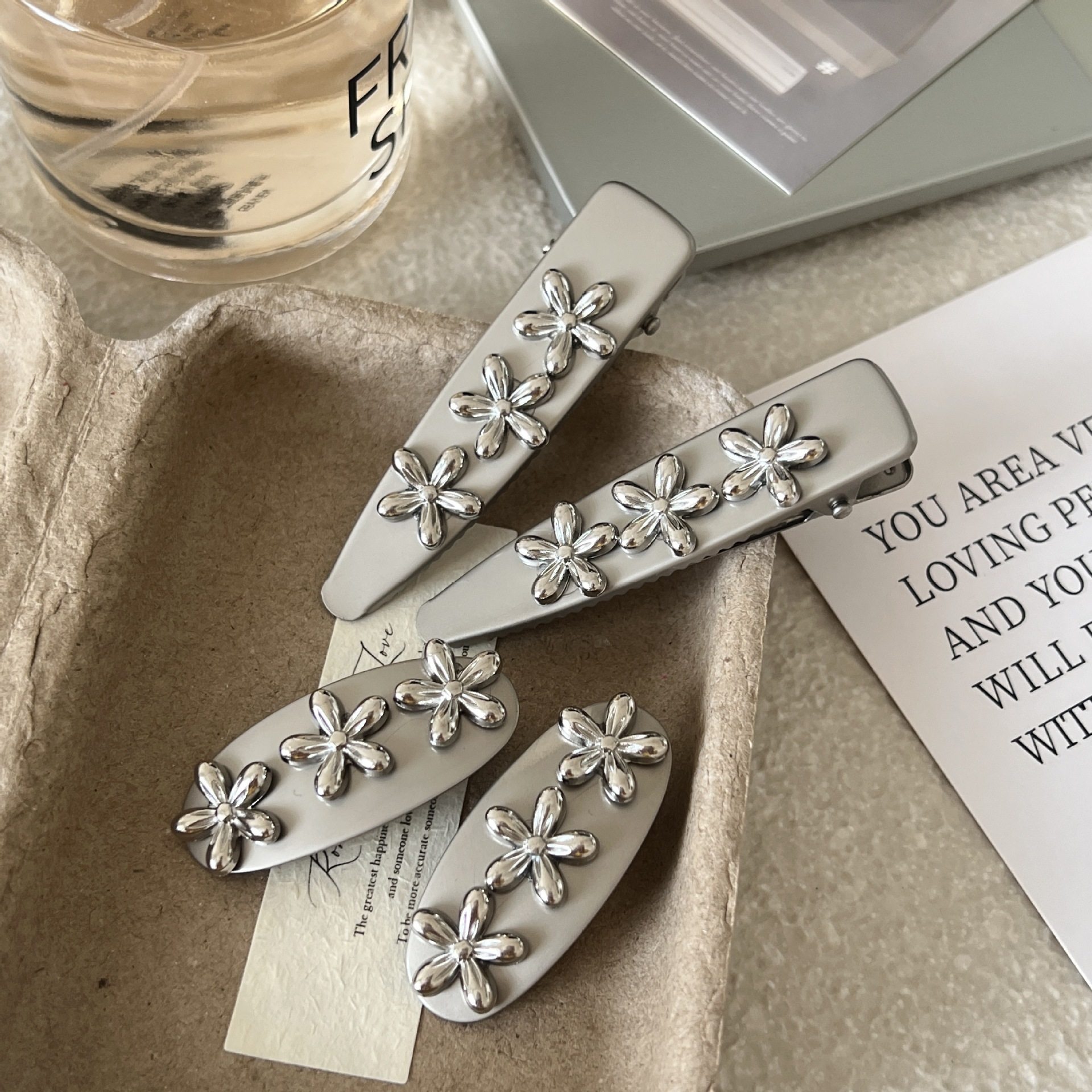 小众自制ins风质感银色金属发夹甜酷小花百搭刘海边夹发饰头饰品