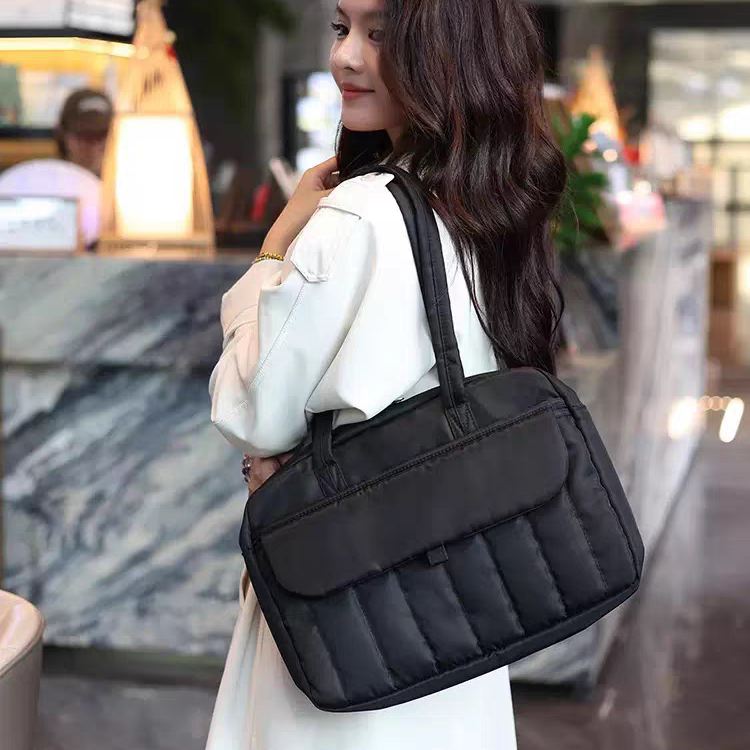 简约防震笔记本电脑包14英寸女手提单肩托特包通勤大容量收纳包防水适用华为荣耀16.1寸苹果mac13.3戴尔15.6