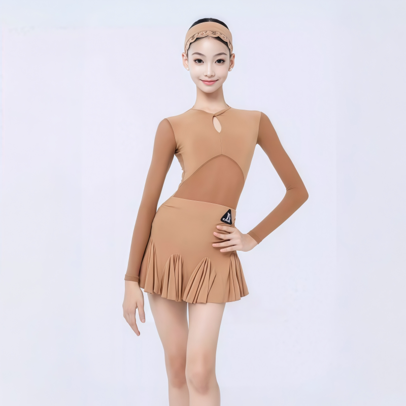 2026春季新款女童拉丁舞服练习服长袖圆领镂空连体上衣分体百褶裙