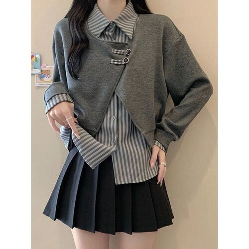 翻领假两件拼接条纹卫衣 Collar splicing fake two-piece hoodie