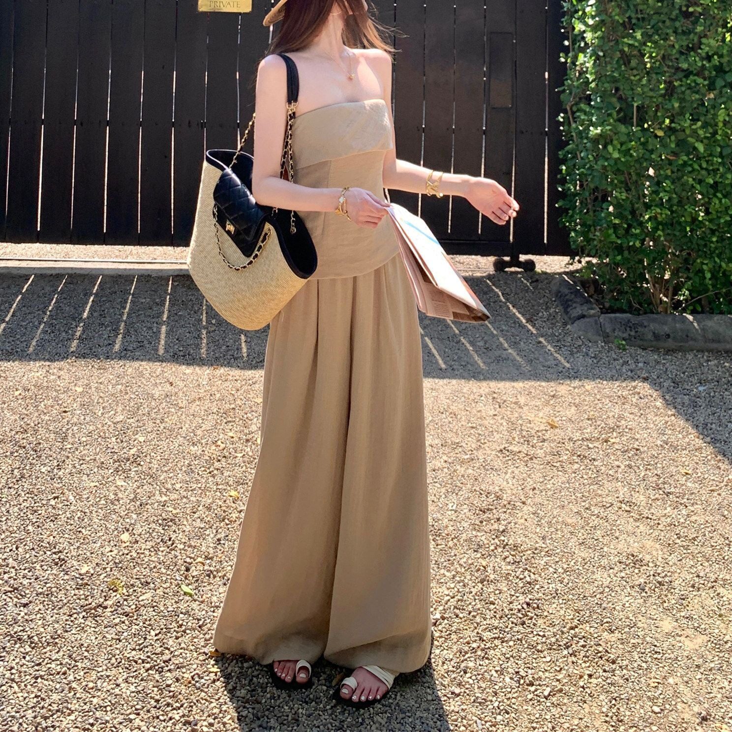 松弛舒适肌理感阔腿裤两件套2026年夏季时尚新款无袖抹胸套装女