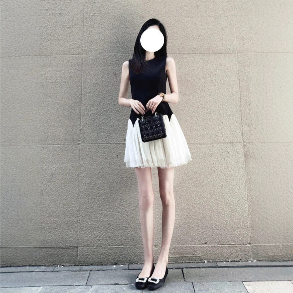 小香风无袖连衣裙女夏天赫本风气质礼服小黑裙小个子生日蓬蓬短裙