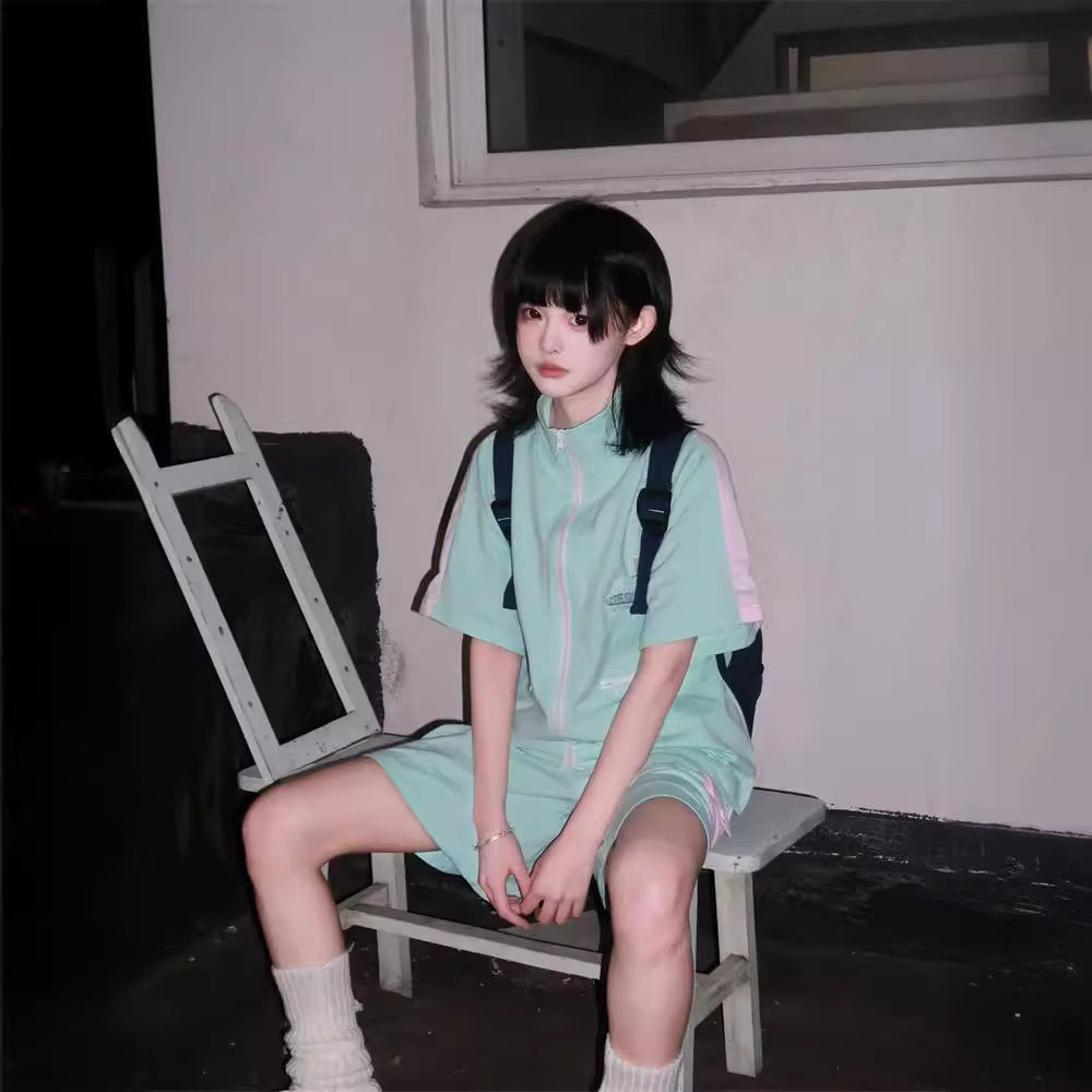 休闲运动服套装女夏季2024新款短袖短裤学院风可爱少女跑步两件套