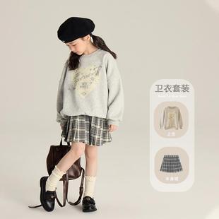 中大童韩版 女童宽松甜美蝴蝶结圆领上衣儿童秋装 洋气爱心字母卫衣