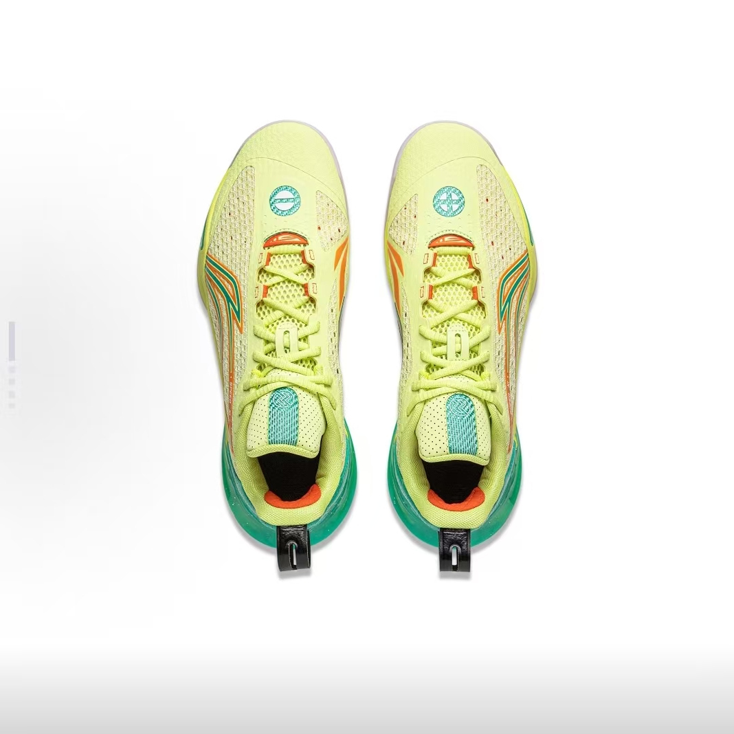 LiNing李宁 闪击11 䨻科技  减震防滑耐磨 低帮篮球鞋男款 浅柠黄