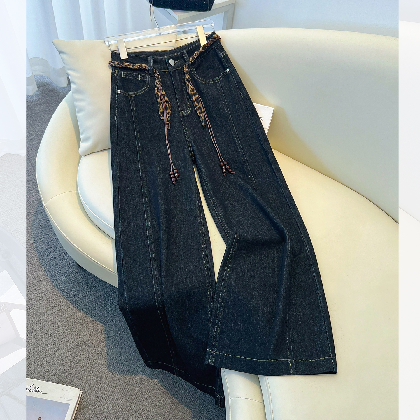 黑金色高腰松弛感阔腿牛仔裤女