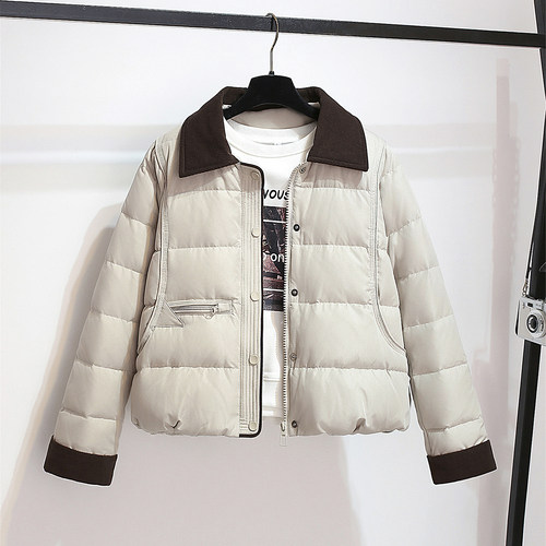 版型好看灯芯绒拼接翻领羽绒服女