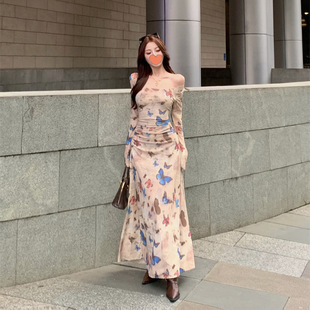 旅游穿搭长袖 复古蝴蝶印花连衣裙女早秋轻熟风辣妹风情万种长裙子